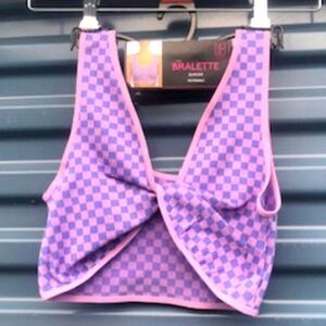 Twist Bralette Seamless Reversible . Size: Small {4-6} . No Boundaries